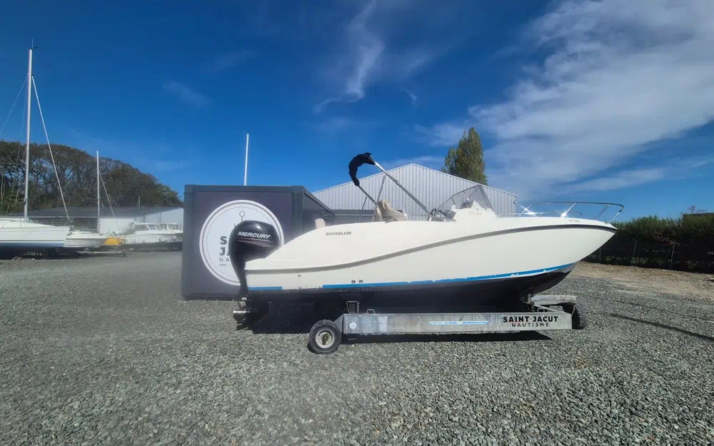 slider 1 Quicksilver Activ 675 Open