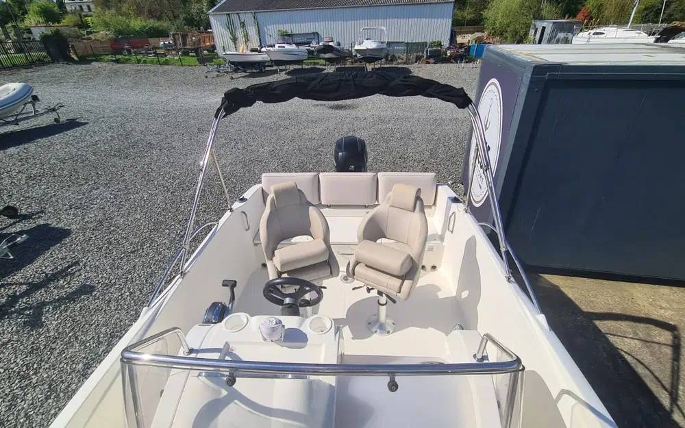 slider 19 Quicksilver Activ 675 Open