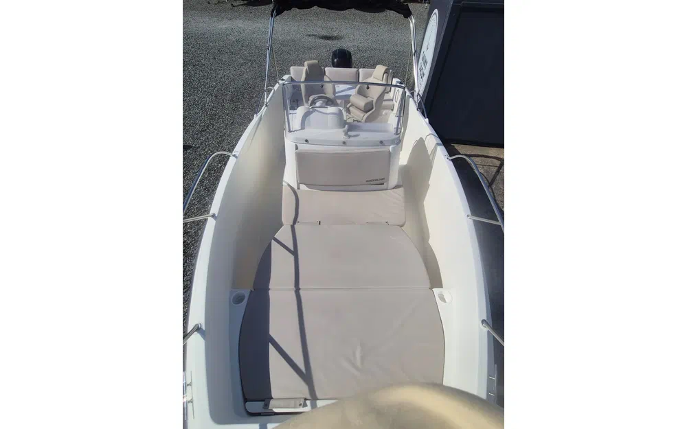 slider 12 Quicksilver 675 Open