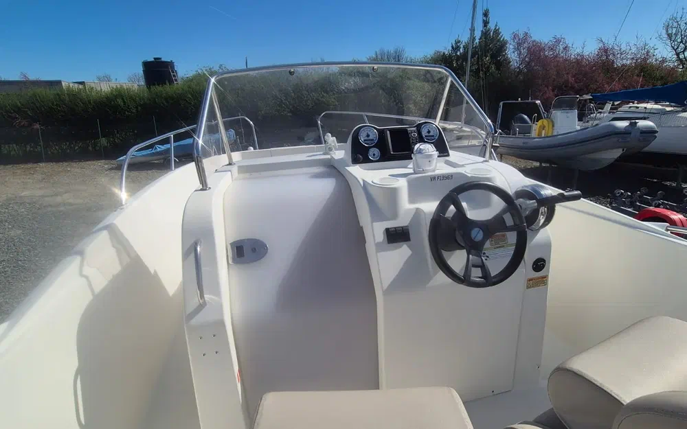 slider 13 Quicksilver Activ 675 Open