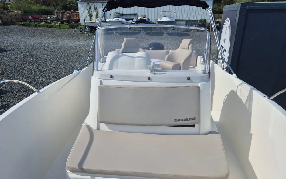 slider 14 Quicksilver Activ 675 Open