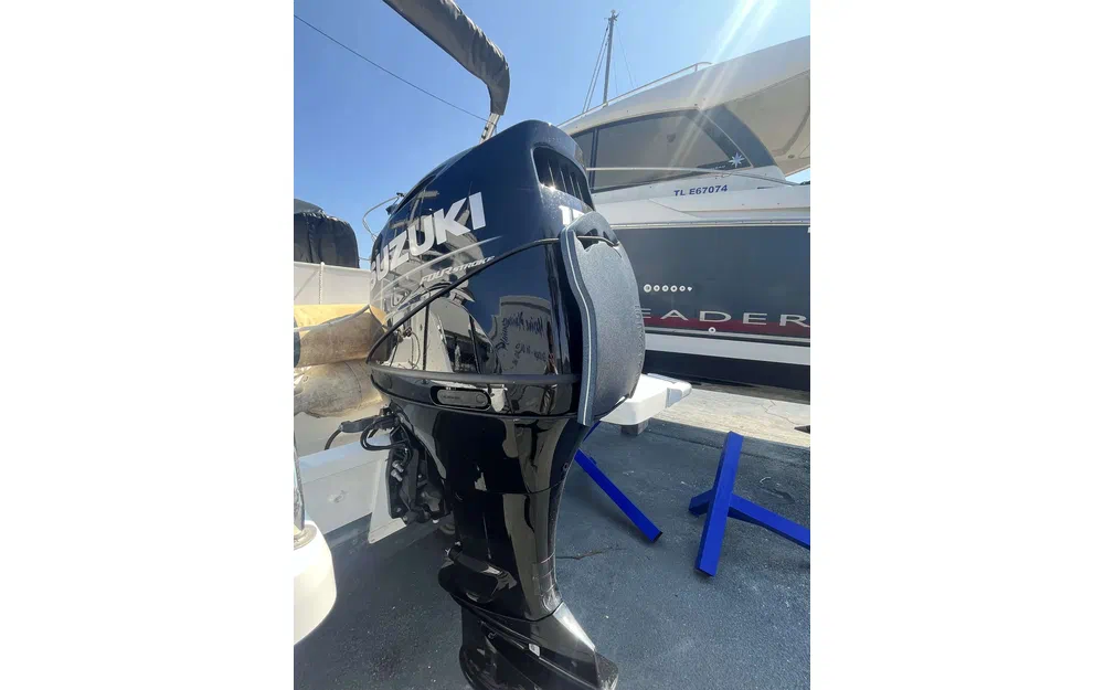 slider 10 Jeanneau Cap Camarat 6.5 CC Serie 3