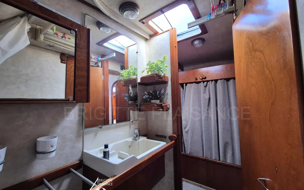 slider 15 Amel Super Maramu