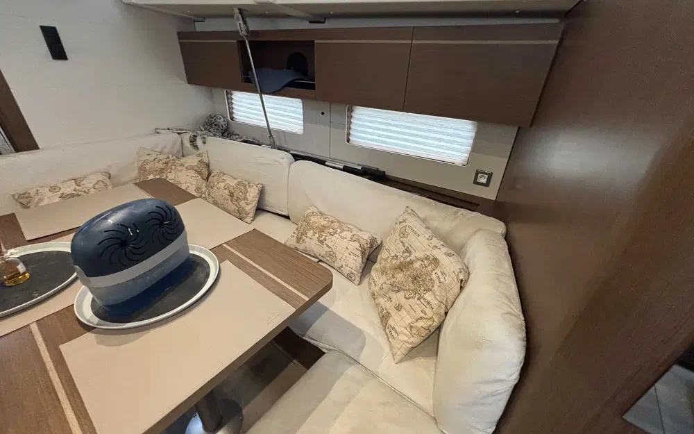 slider 7 Beneteau Oceanis 46.1