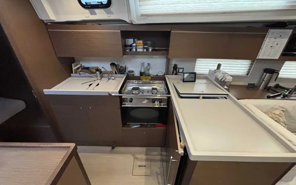 slider 8 Beneteau Oceanis 46.1