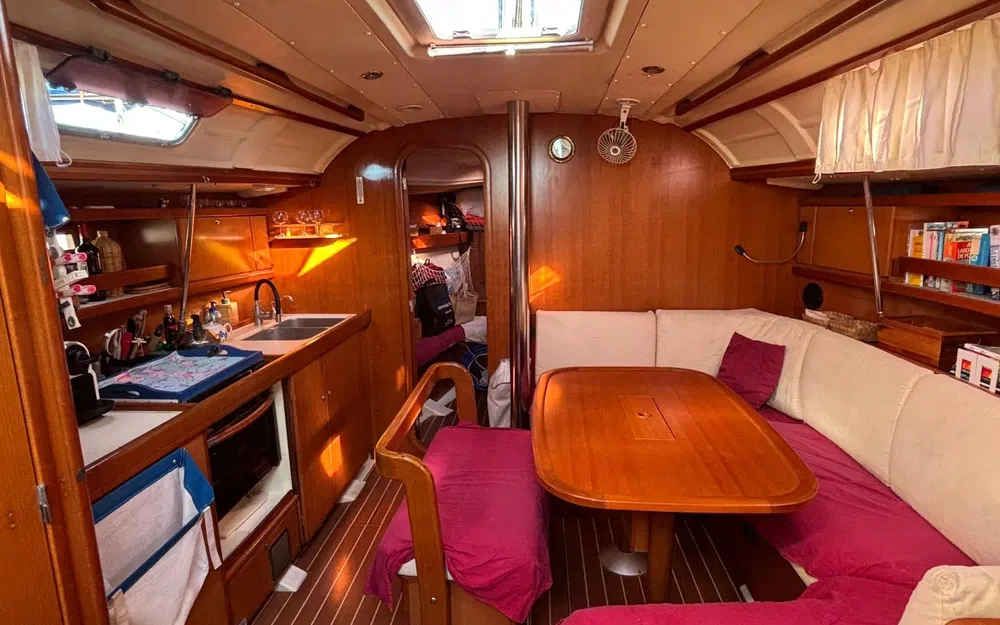 slider 1 Dufour 385 Grand Large