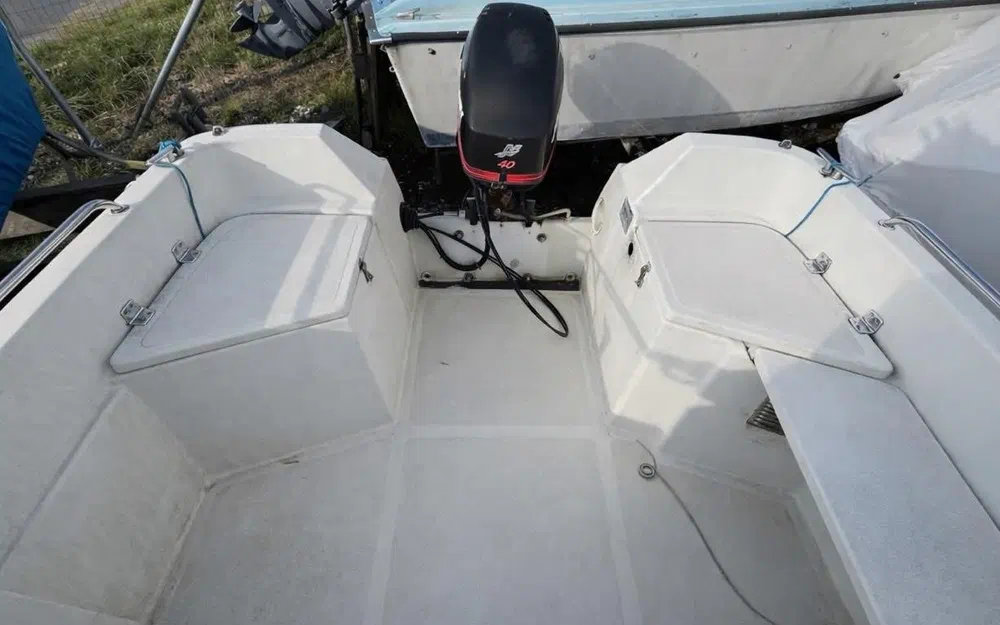 slider 4 Quicksilver 435 Cabine