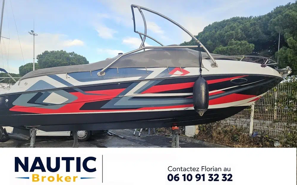 slider 0 Four Winns Sundowner 205