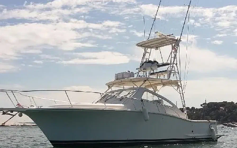 slider 21 Luhrs 30 Open