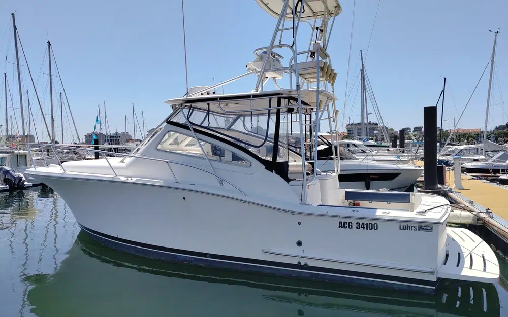 slider 5 Luhrs 30 Open
