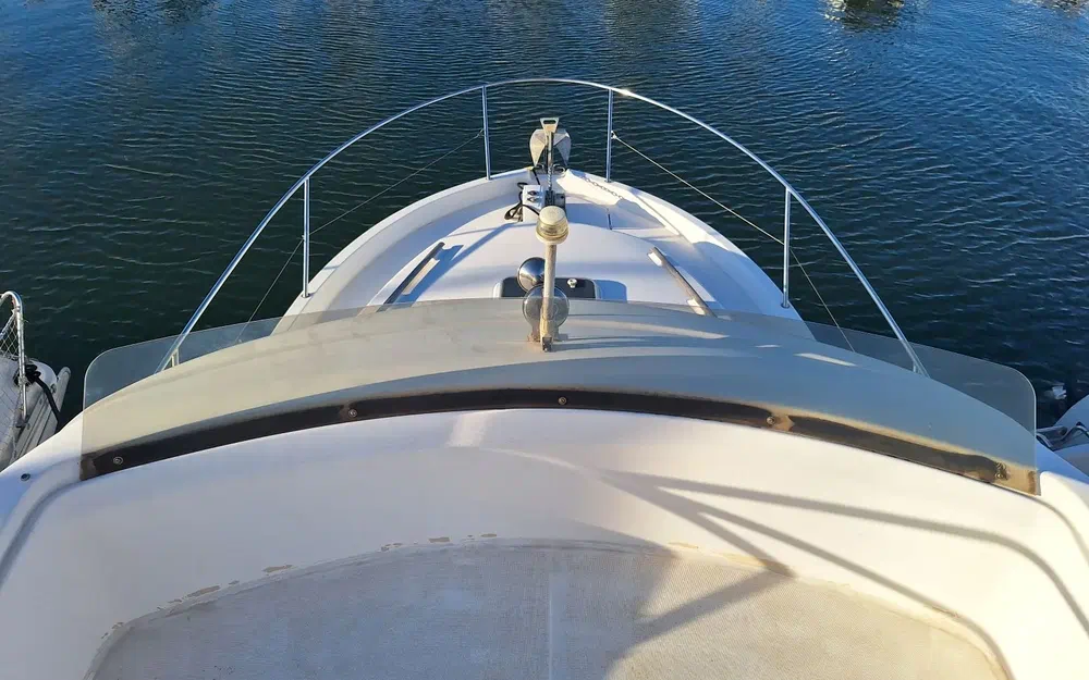 slider 16 Beneteau Antares Serie 9