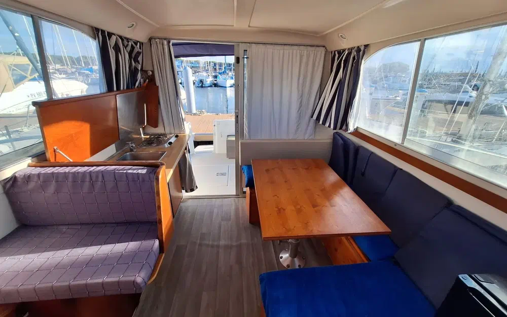 slider 8 Beneteau Antares Serie 9