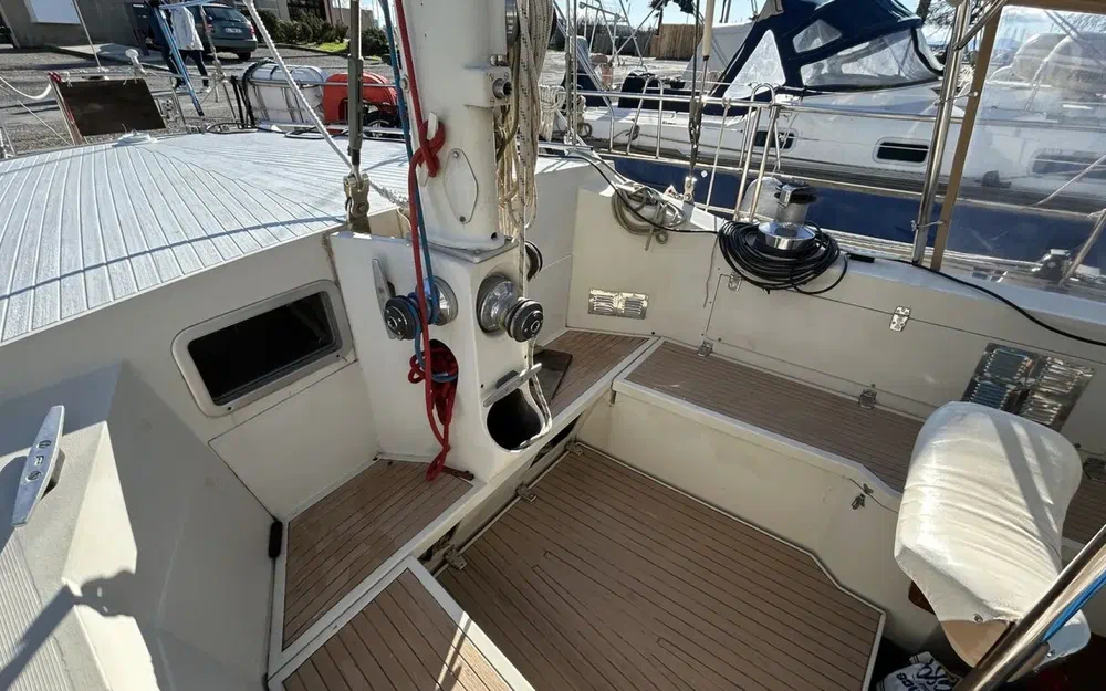 slider 7 Amel Maramu