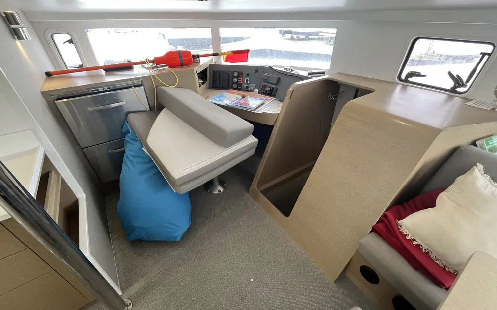 slider 17 Neel Trimarans Neel 45