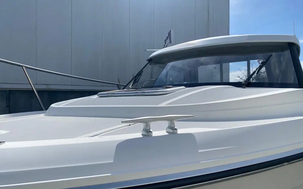 slider 3 Jeanneau Merry Fisher 695