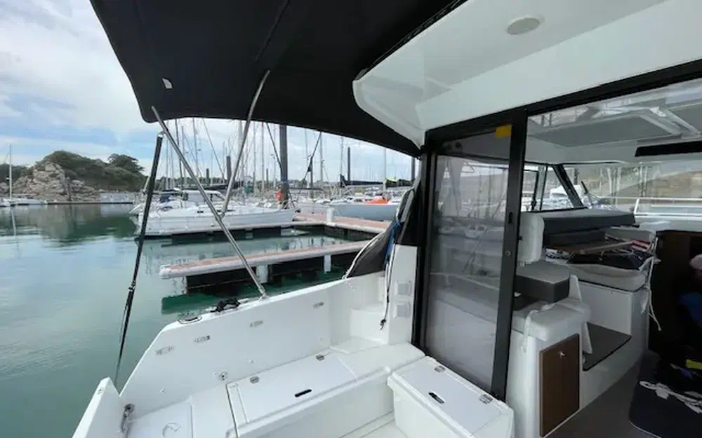 slider 8 Jeanneau Merry Fisher 895