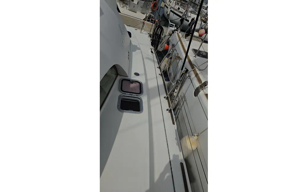 slider 11 Lagoon 380 S2