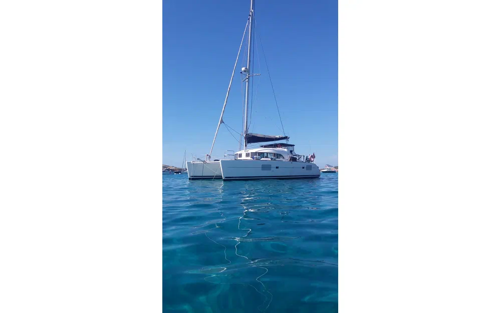 slider 4 Lagoon 380 S2