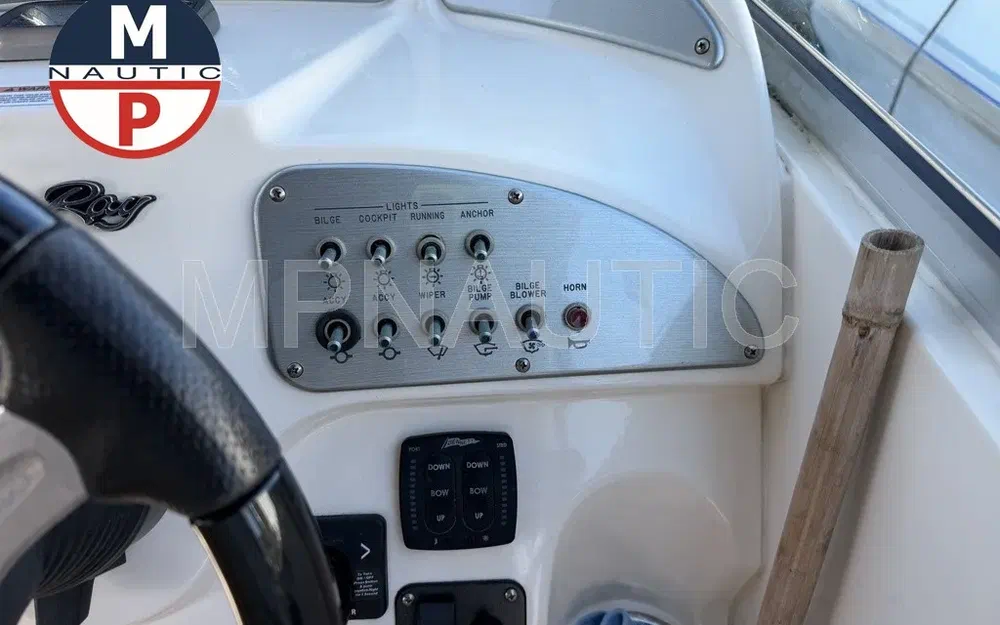 slider 11 Sea Ray 255 Sundancer