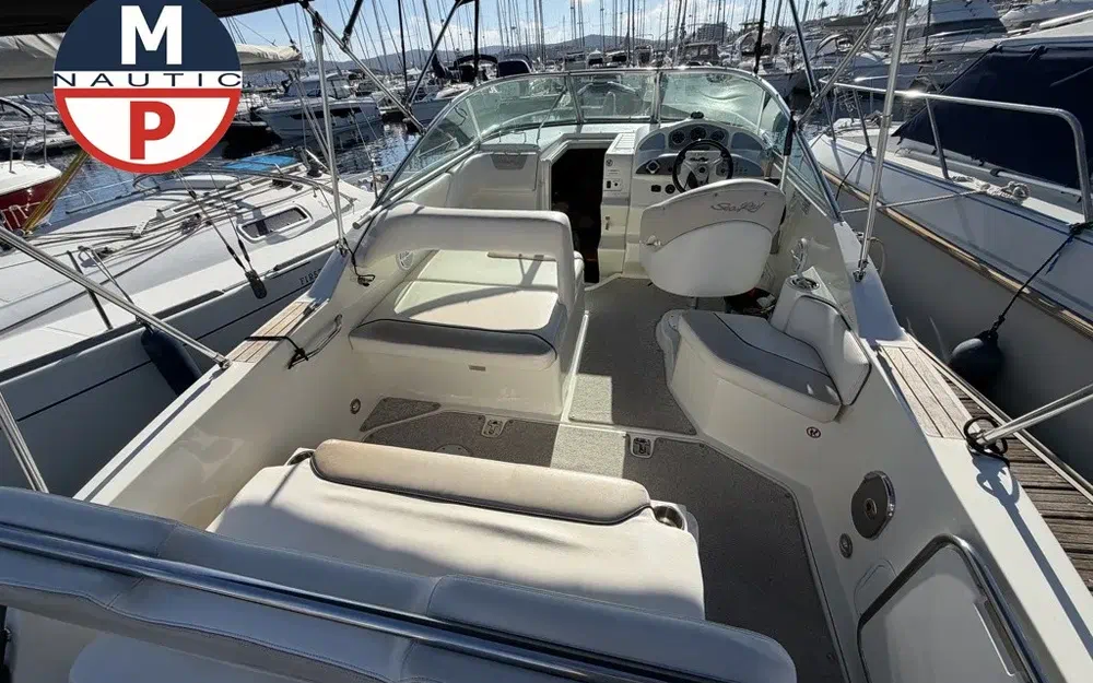 slider 4 Sea Ray 255 Sundancer