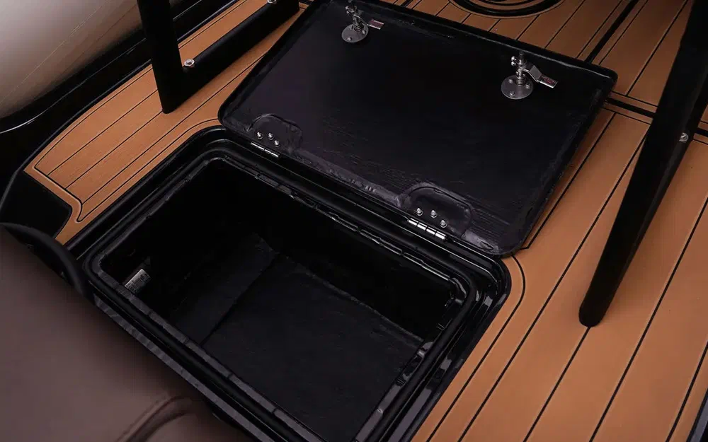 slider 9 Brig Navigator 22