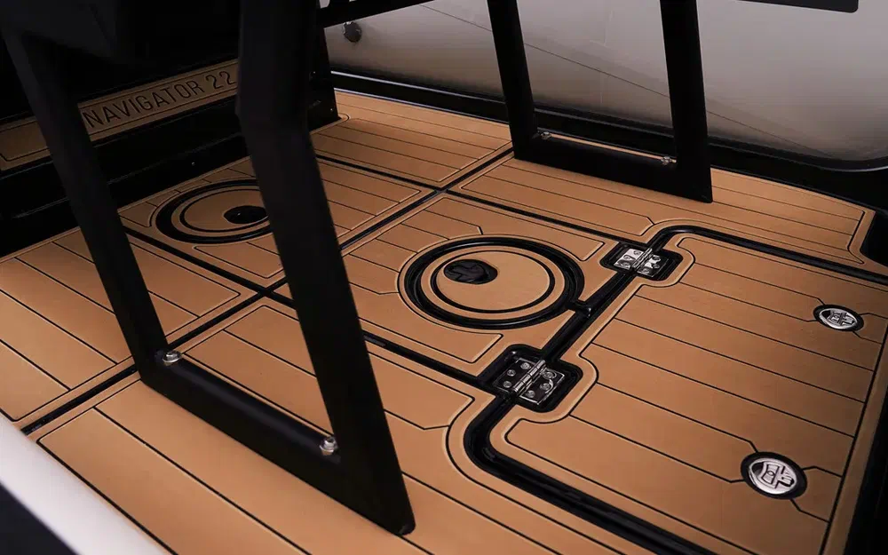 slider 10 Brig Navigator 22