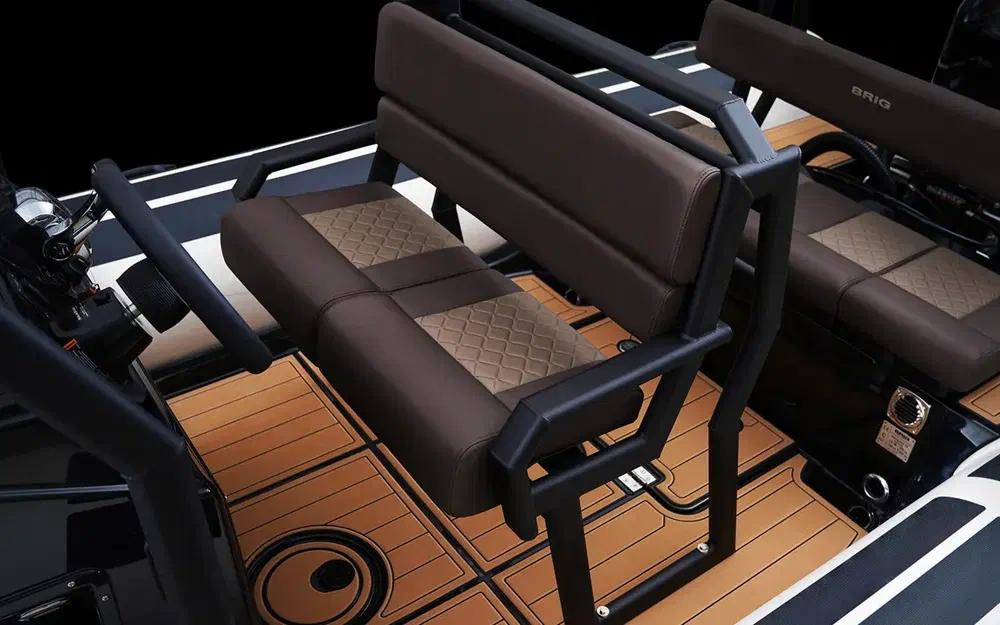 slider 11 Brig Navigator 22