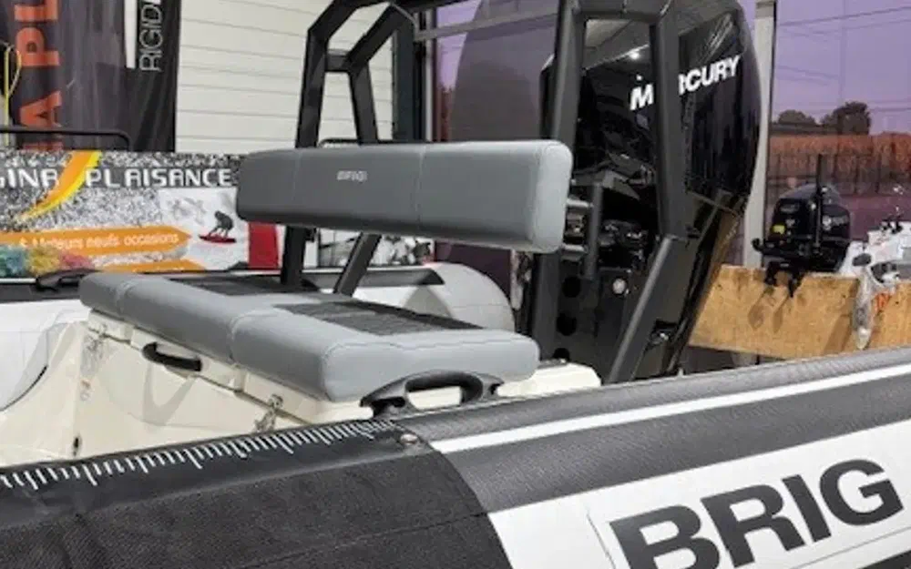 slider 4 Brig Navigator 22