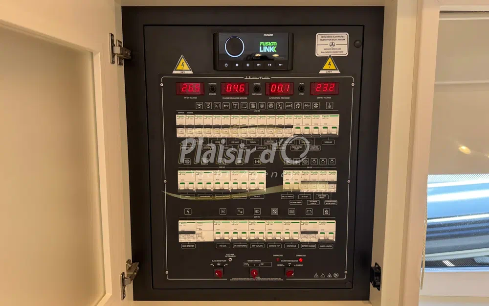 slider 74 Itama ITAMA 45S