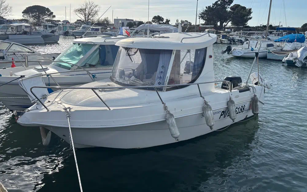 slider 0 Pacific Craft 560 Timonier