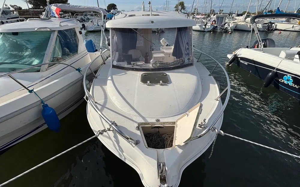 slider 15 Pacific Craft 560 Timonier