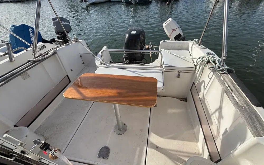 slider 1 Pacific Craft 560 Timonier