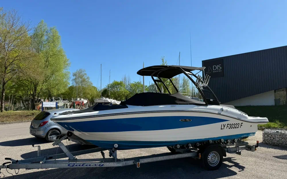 slider 16 Sea Ray 19 SPXE