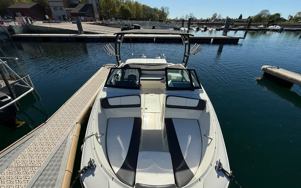 slider 14 Sea Ray 19 SPXE