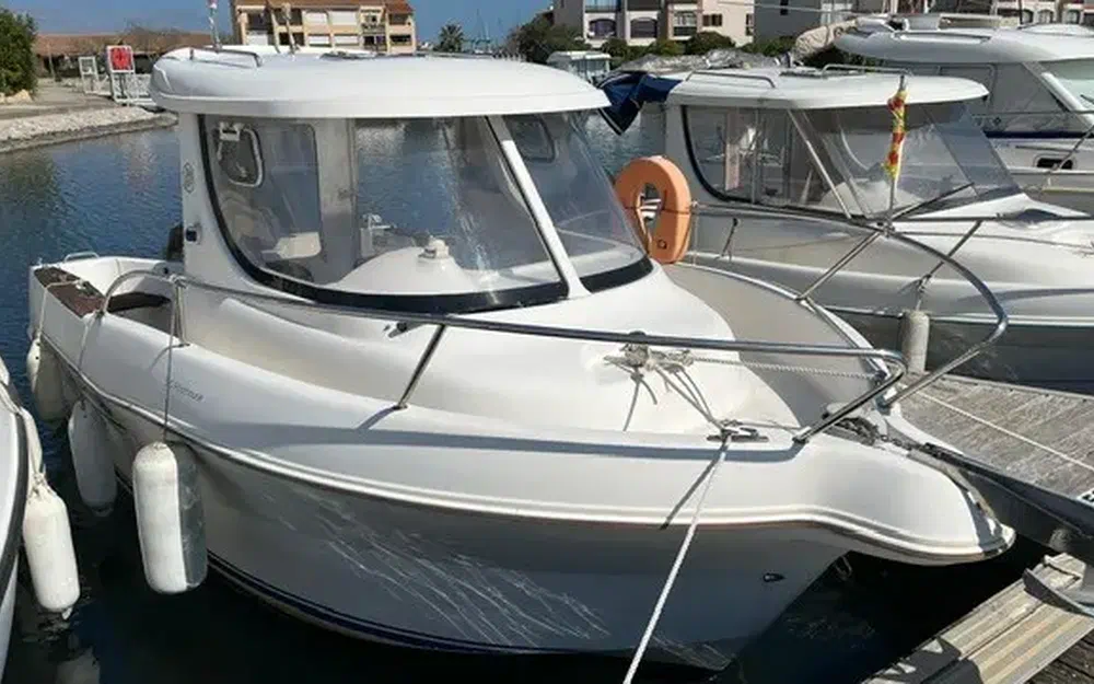 slider 3 Quicksilver 580 Pilothouse