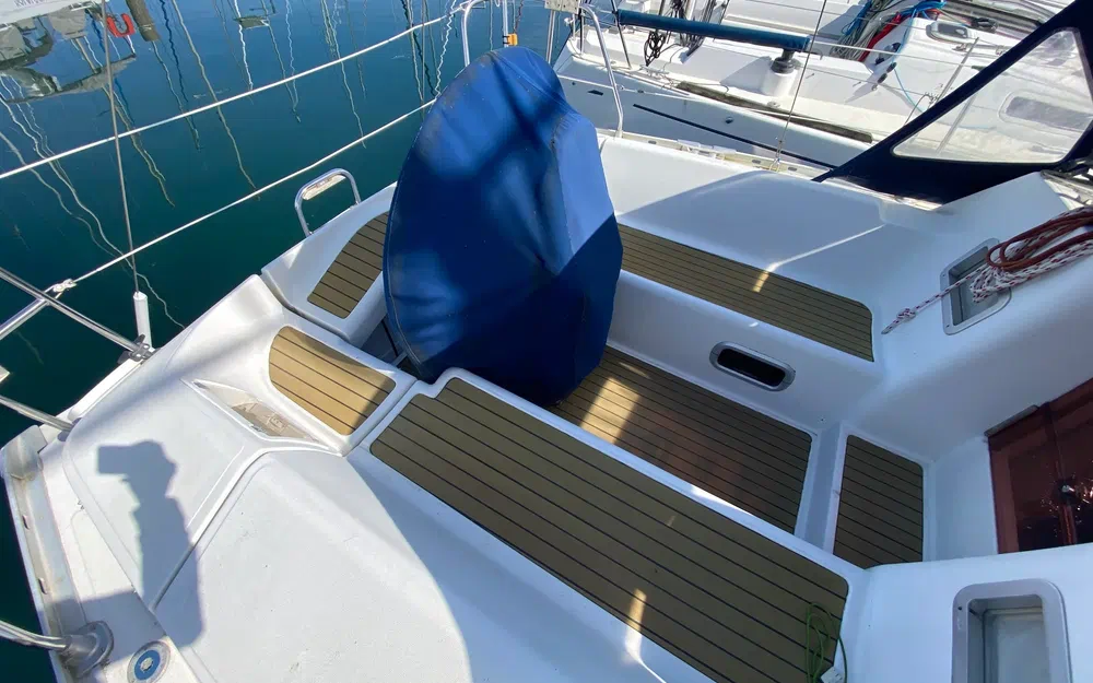 slider 12 Jeanneau Sun Odyssey 36