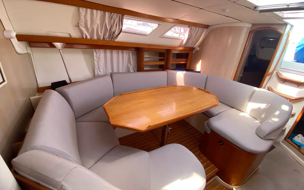 slider 15 Jeanneau Sun Odyssey 36