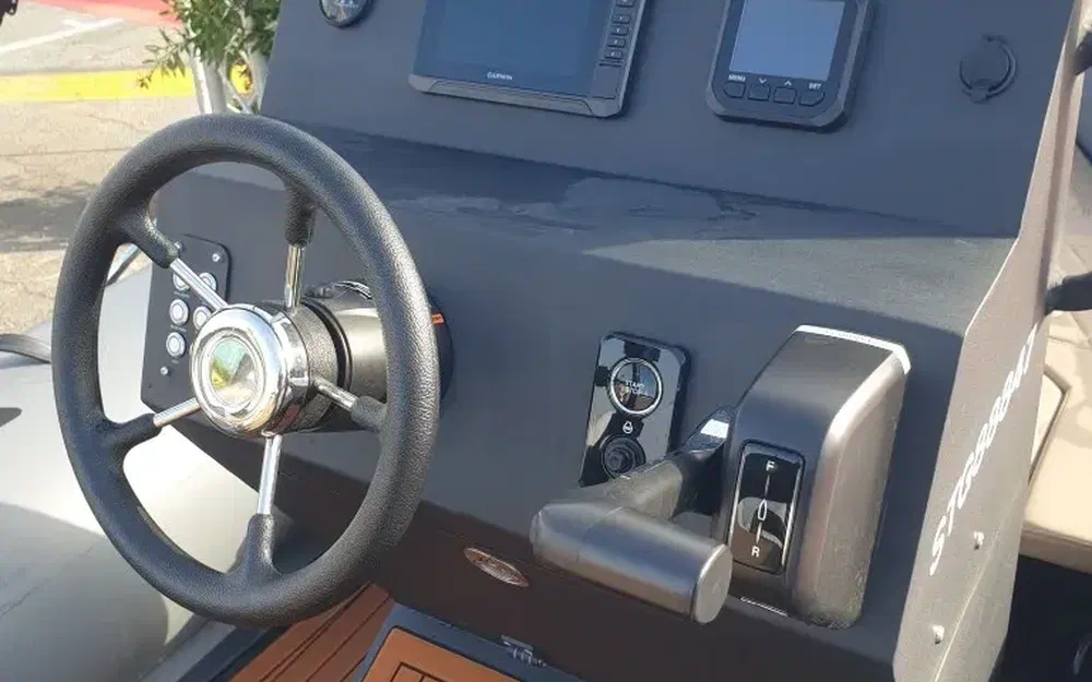 slider 8 Four Seas FS 6