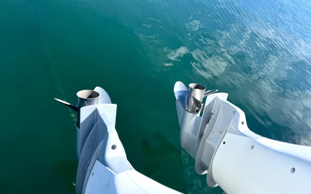 slider 14 Boston Whaler 280 Outrage