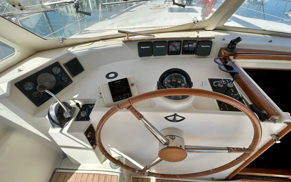 slider 8 Amel Super Maramu