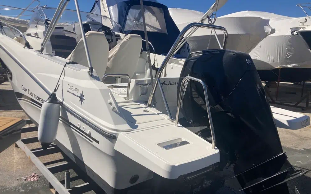 slider 3 Jeanneau CAP CAMARAT 7.5 WA S2