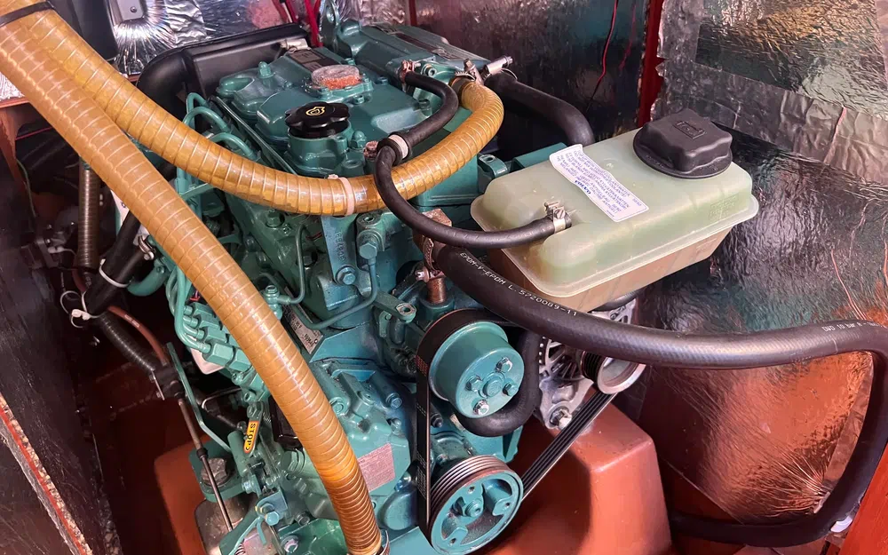 slider 10 Bavaria Cruiser 40