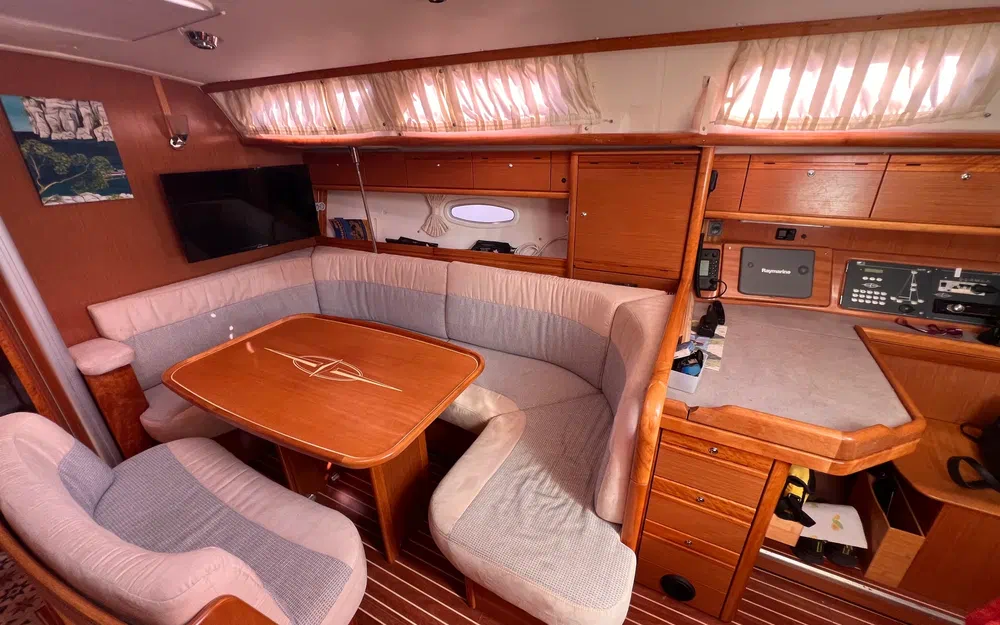 slider 5 Bavaria Cruiser 40