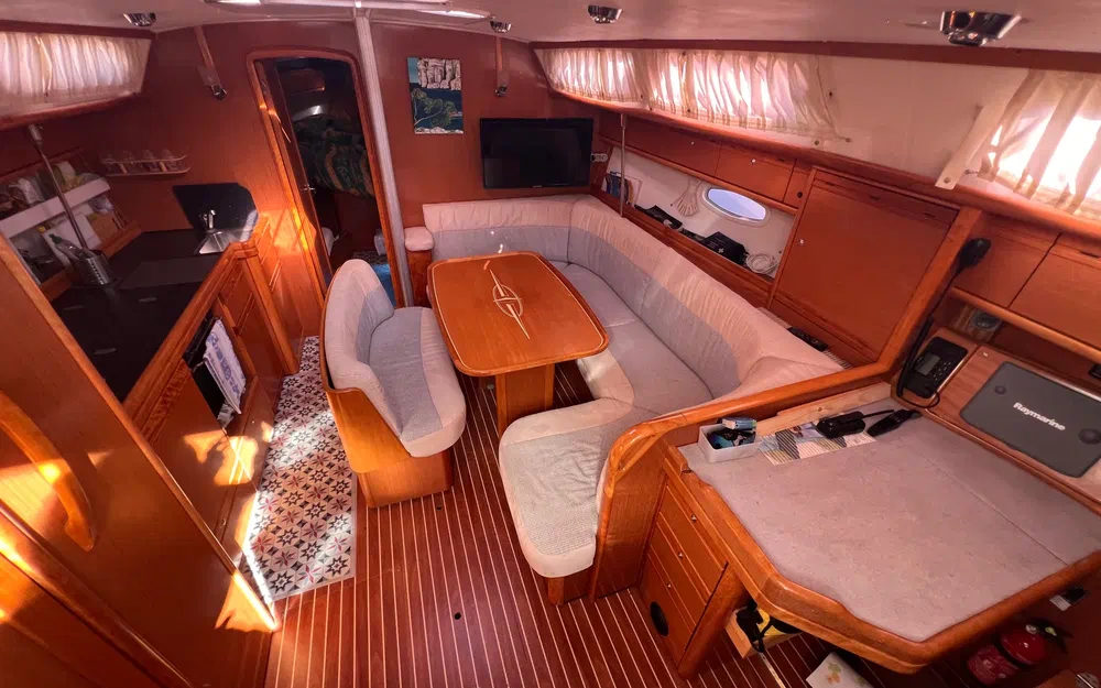 slider 4 Bavaria Cruiser 40