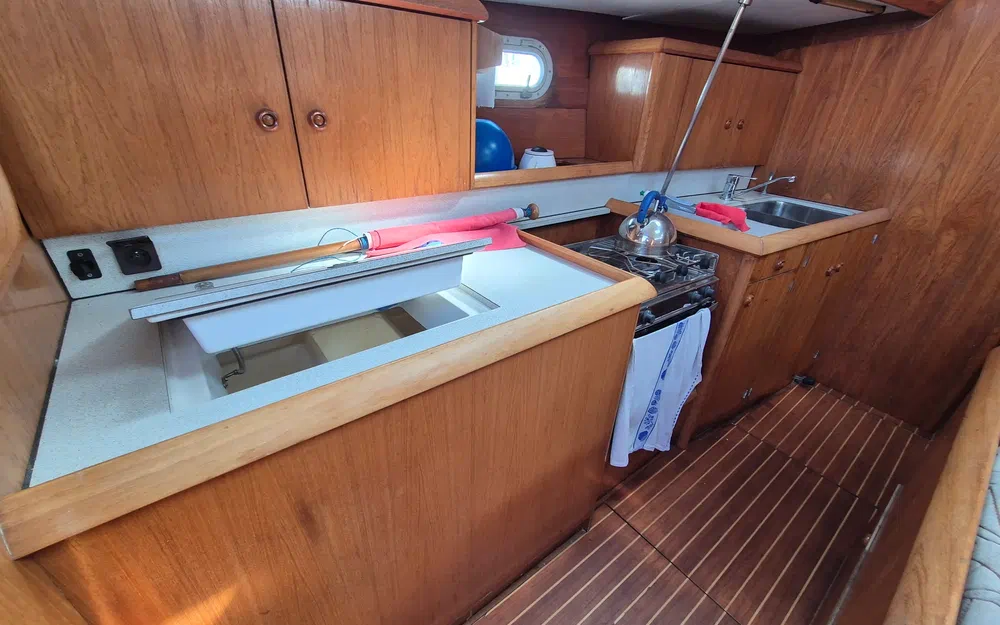 slider 9 Jeanneau Sun Odyssey 42.2