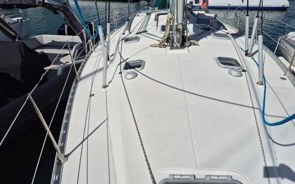 slider 12 Jeanneau Sun Odyssey 42.2