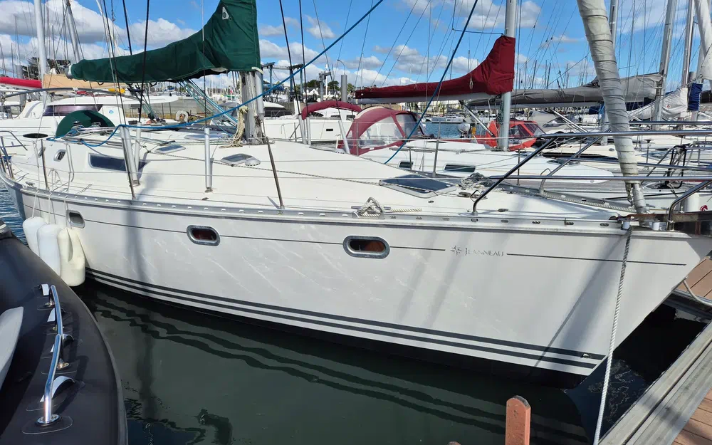 slider 0 Jeanneau Sun Odyssey 42.2