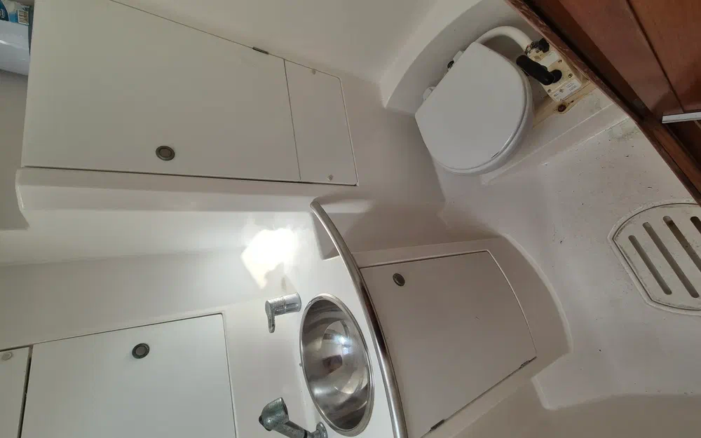 slider 5 Jeanneau Sun Odyssey 42.2