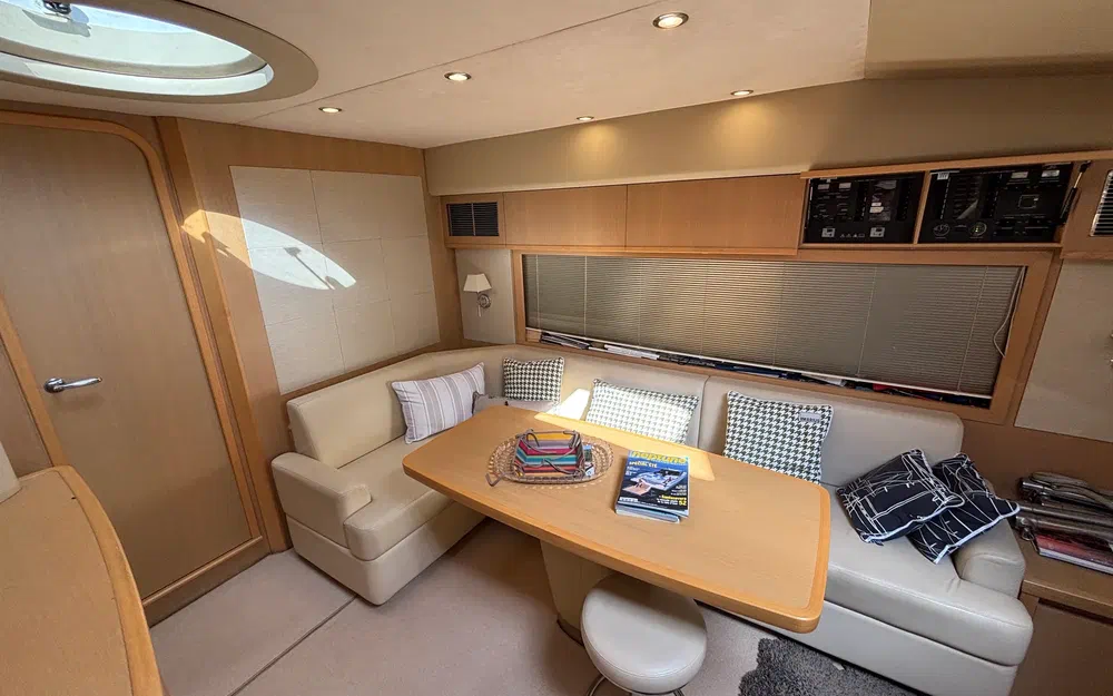 slider 12 Princess V53