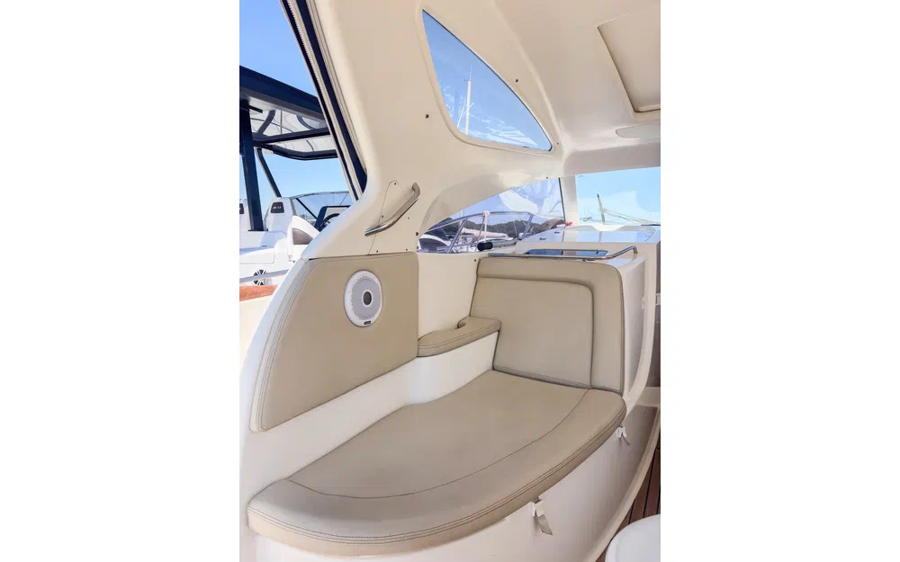 slider 8 Jeanneau Prestige 34 S